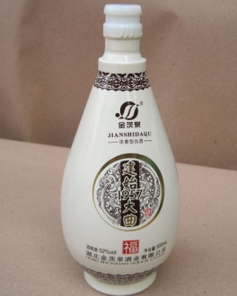 泸州定制乳白酒瓶厂家